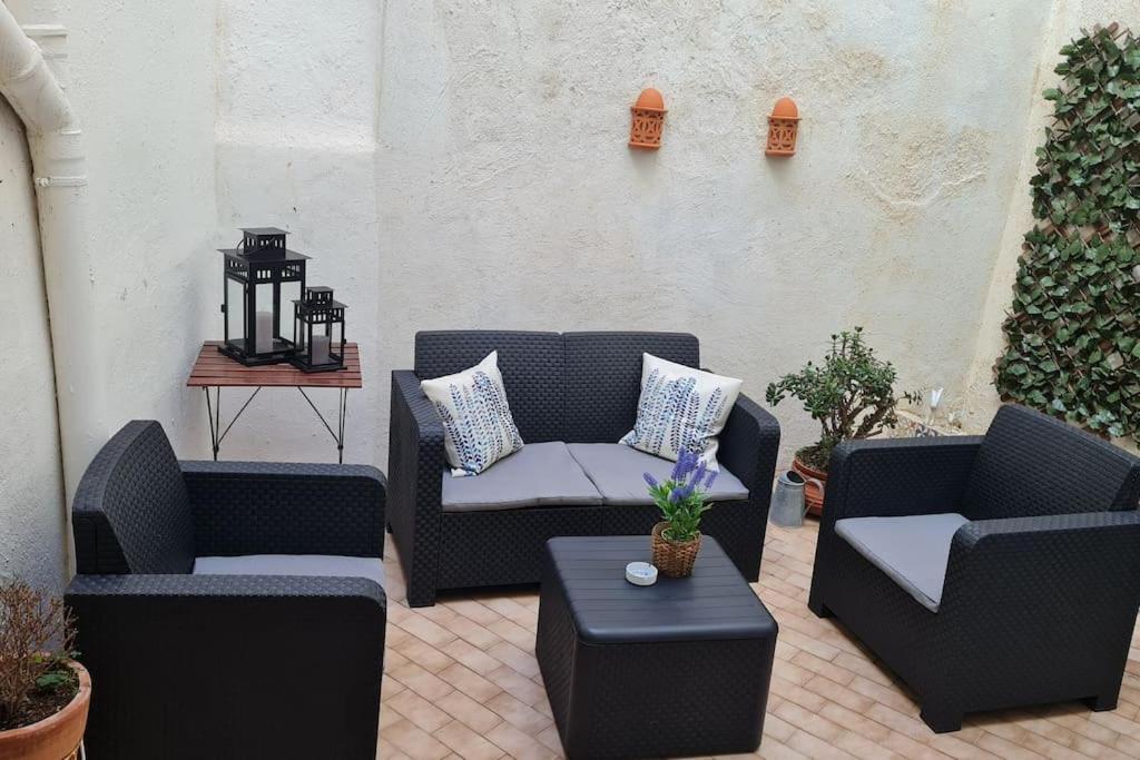 Alfama's Hidden Terrace Gem Apartamento *